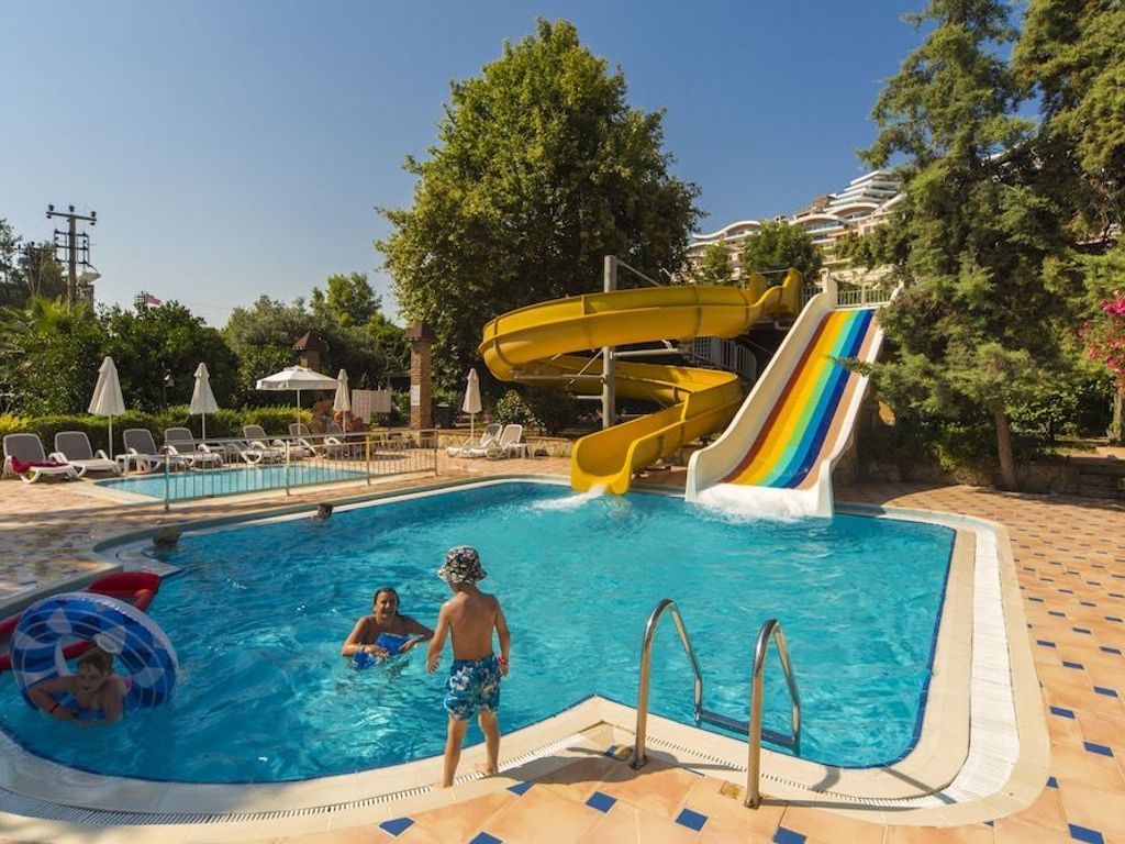 Club Dizalya Hotel
