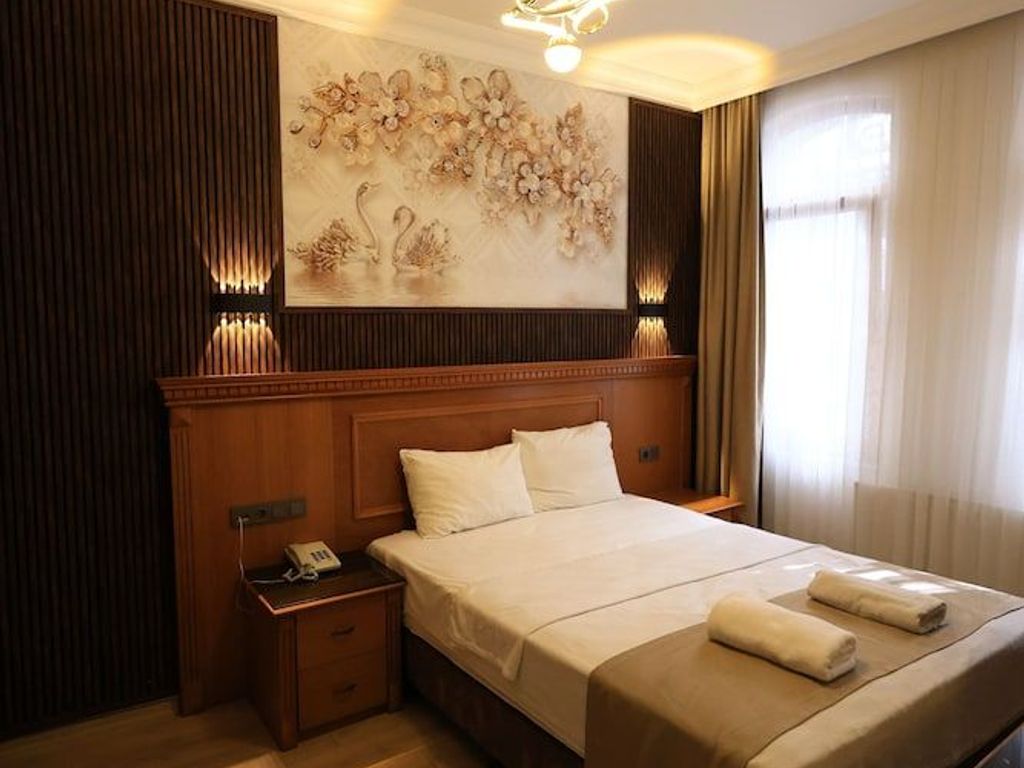 Hotel New House