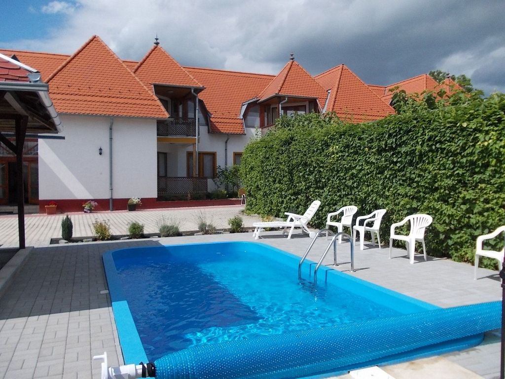 Klaudia Apartments