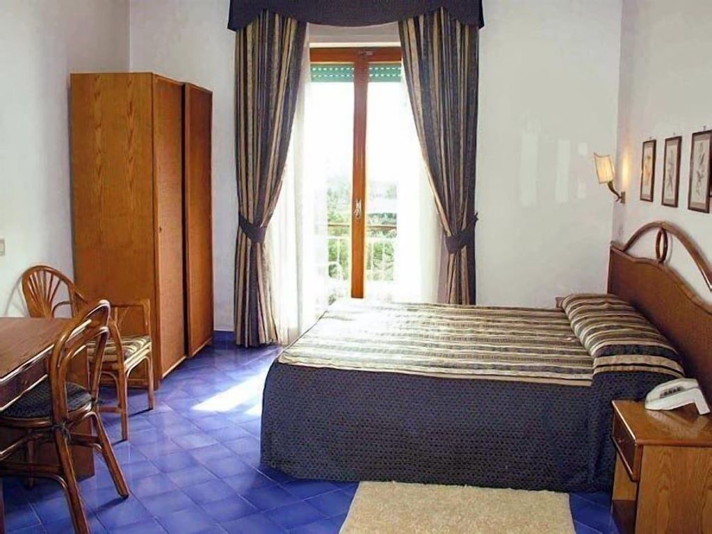 Hotel Girasole