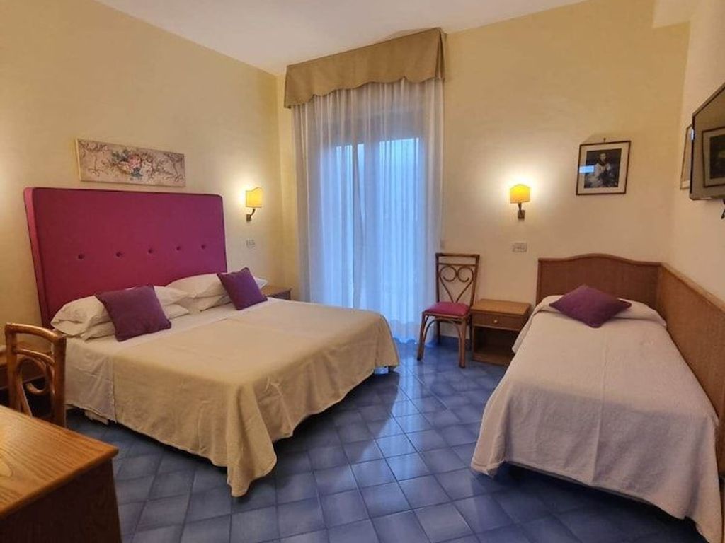Hotel Girasole
