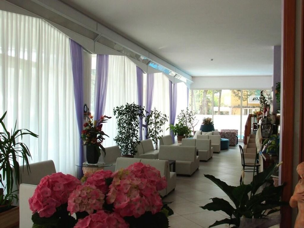 Hotel Sahara
