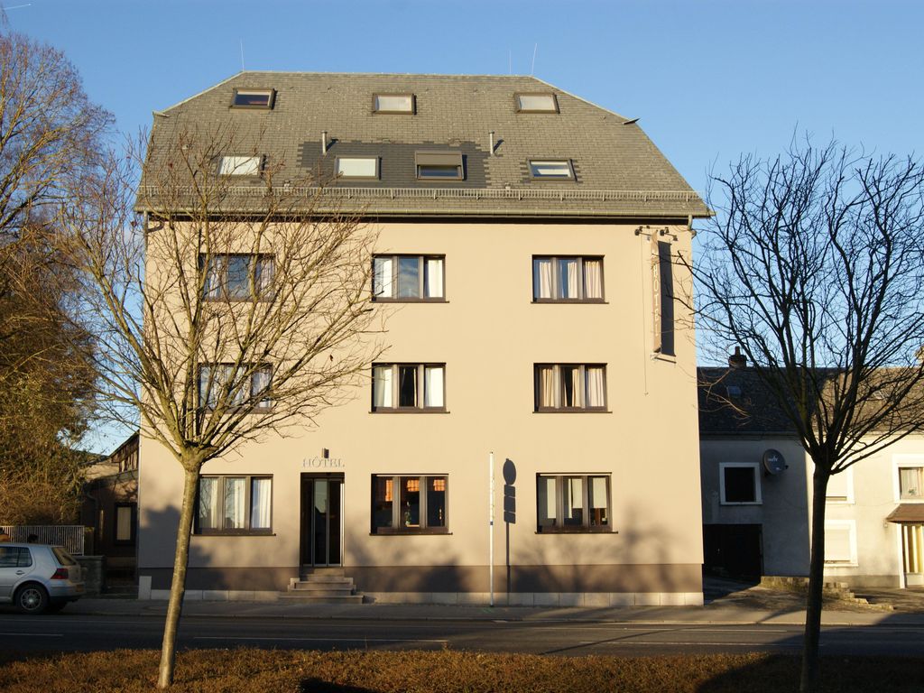 Mandarina Hotel (ex. Mon Plaisir)