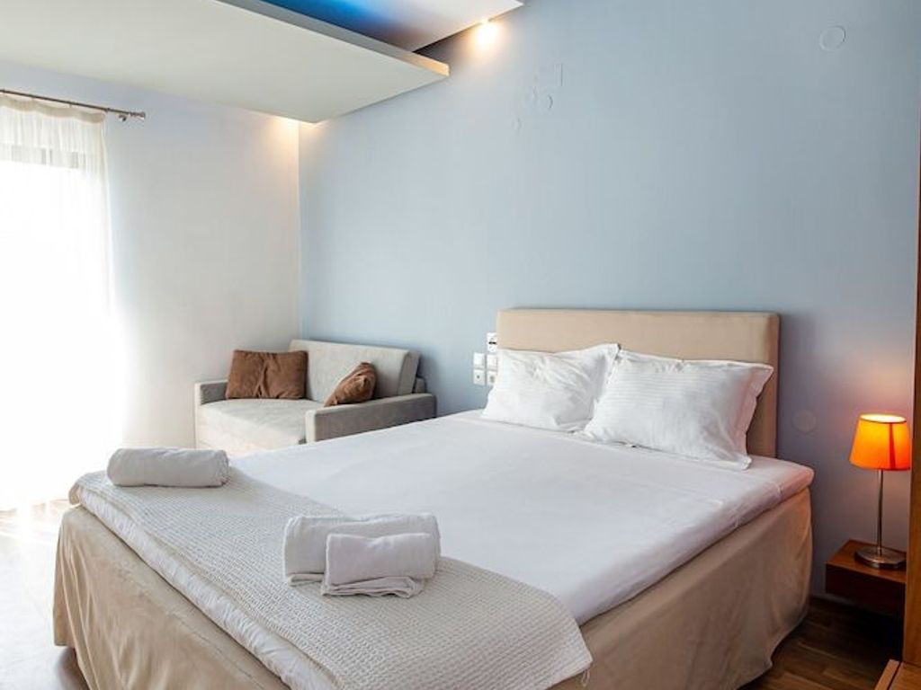 Kamari Beach Hotel