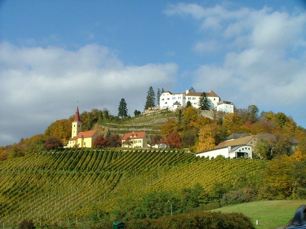 Schloss Kapfenstein