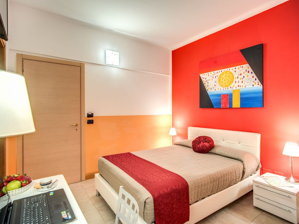 Magnifico Rome Guest House