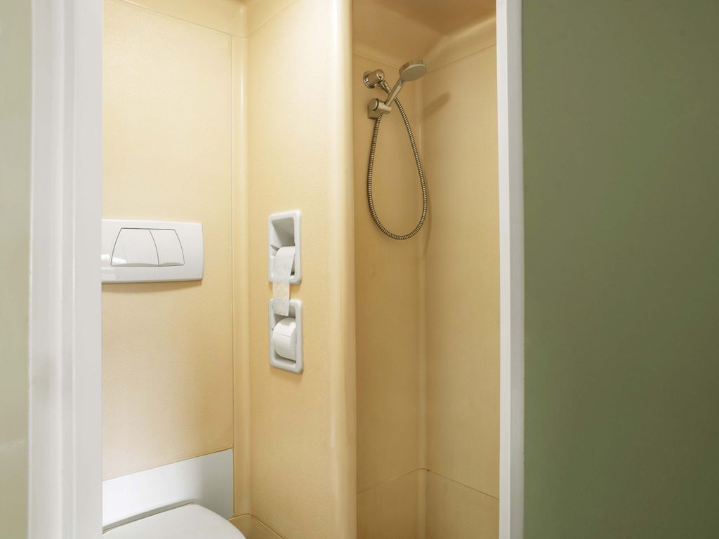 B&B Hotel Rostock-Brodeerstorf
