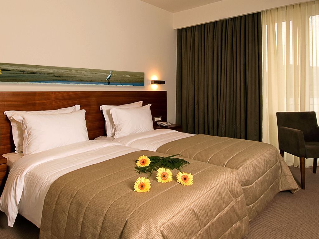 Lucy Hotel