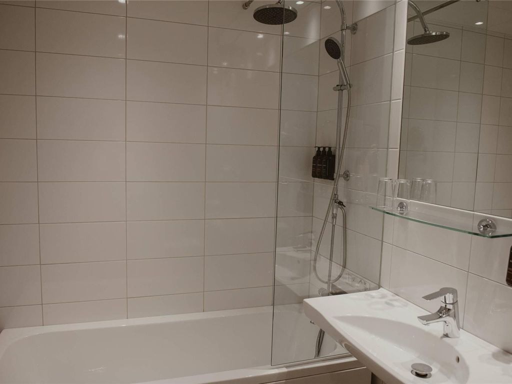 Home Hotel Drott