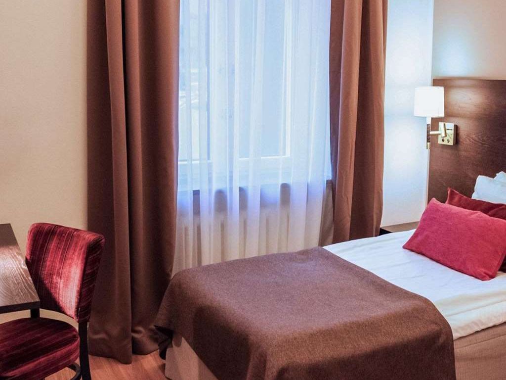 Home Hotel Drott