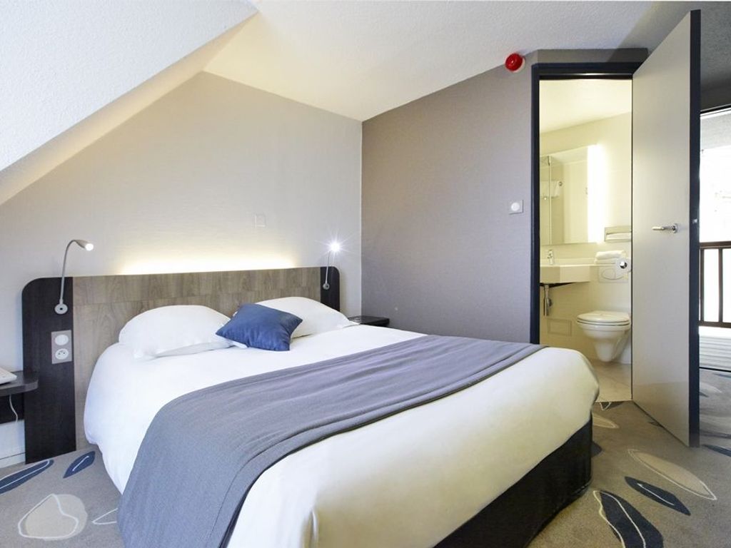 KYRIAD NEVERS CENTRE