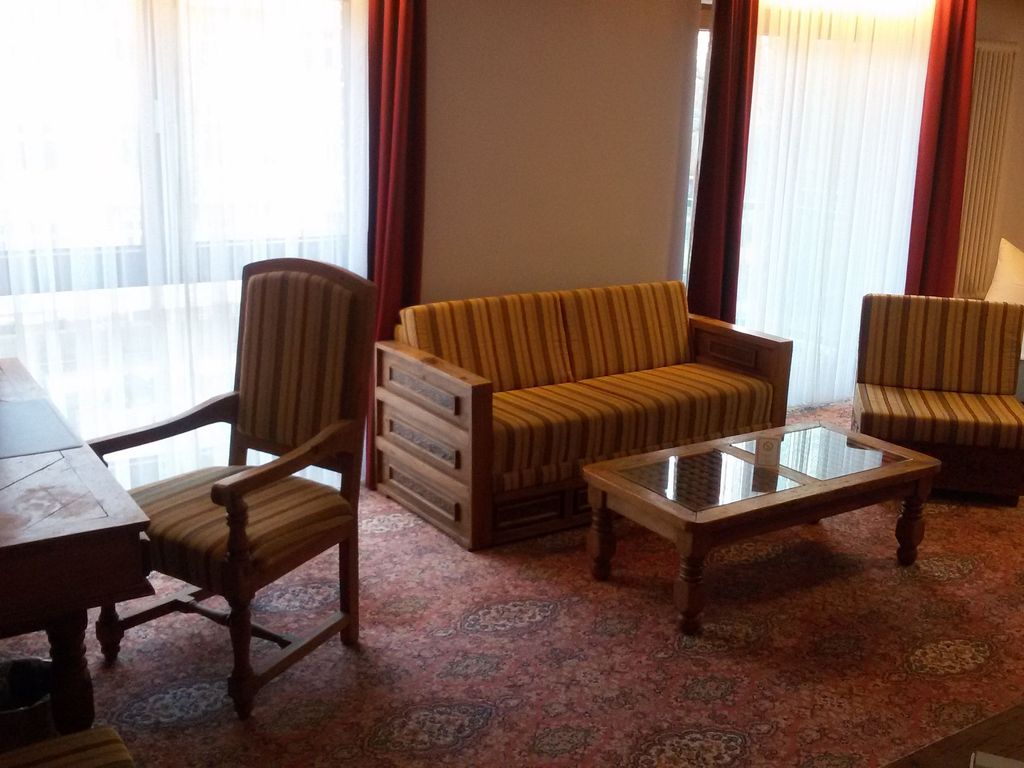 Solitaire Hotel & Boardinghouse