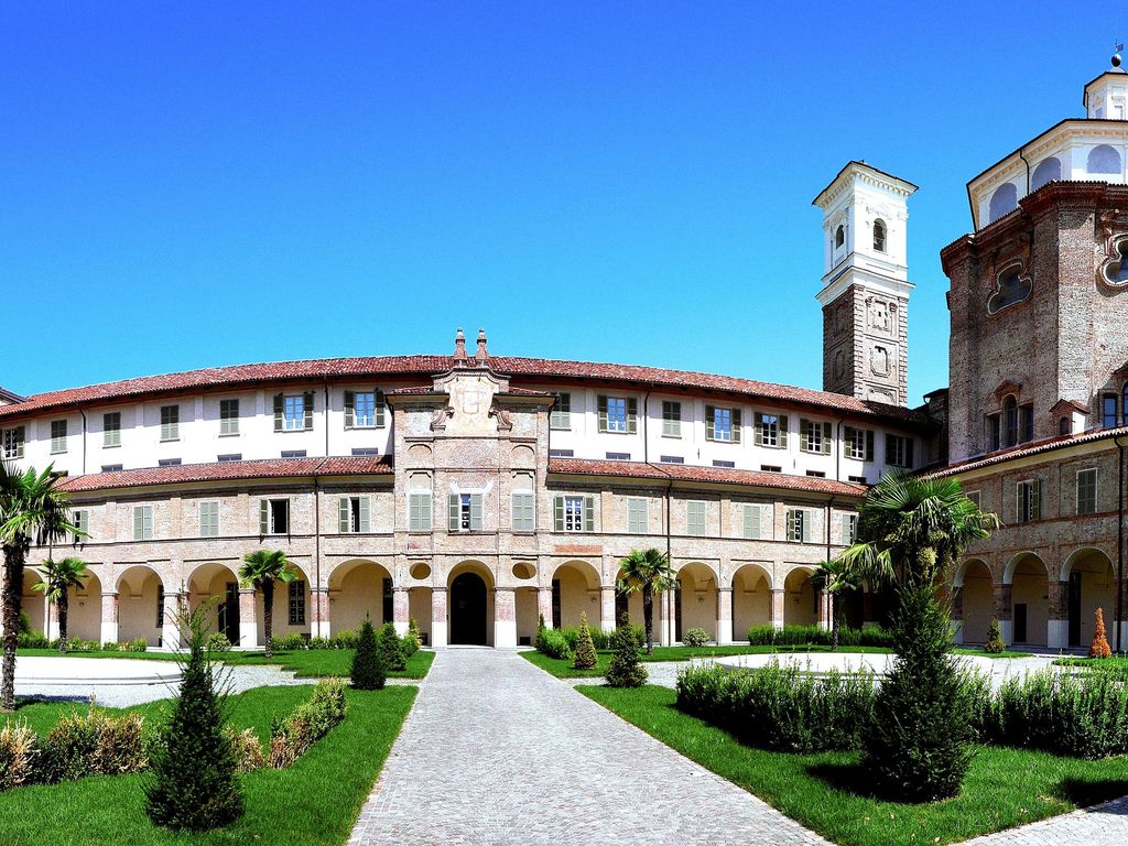 Monastero Cherasco Somaschi Hotel