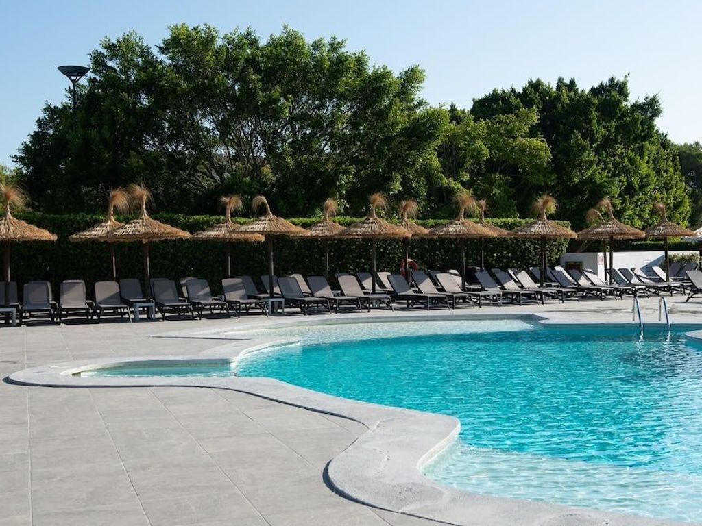 Alcudia Beach Apartments