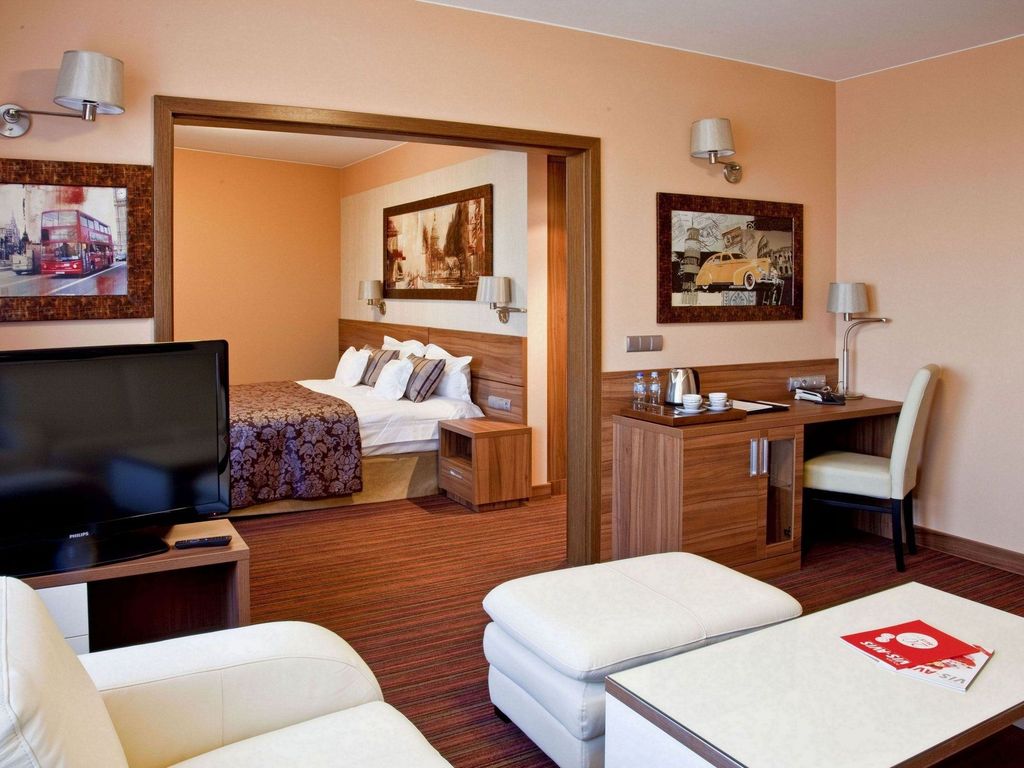 Haston City Hotel
