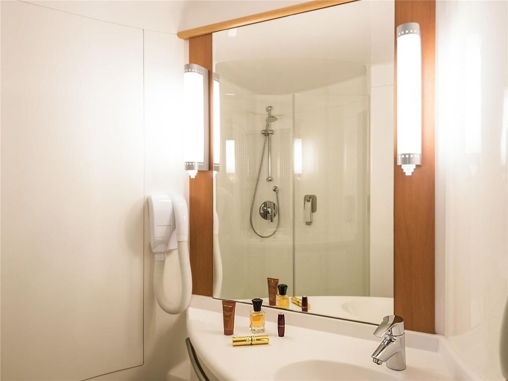 ibis Esch Belval