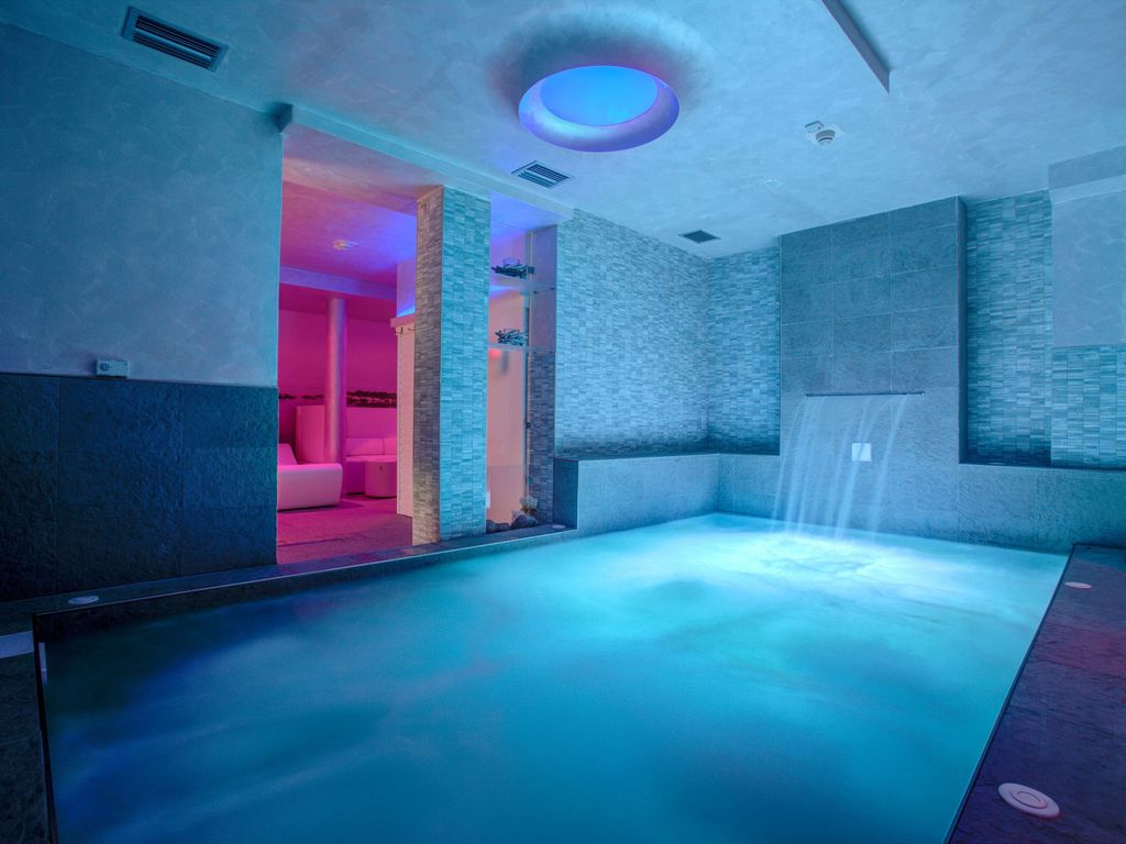 Ferretti Beach Hotel