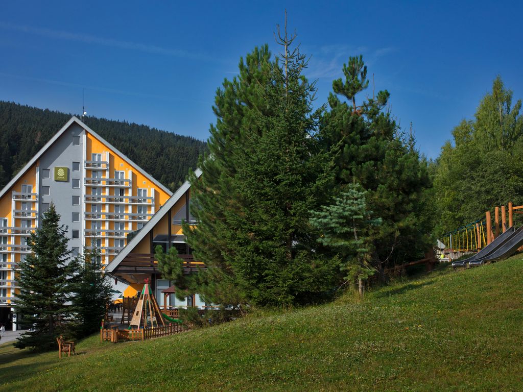 Pinia Hotel & Resort
