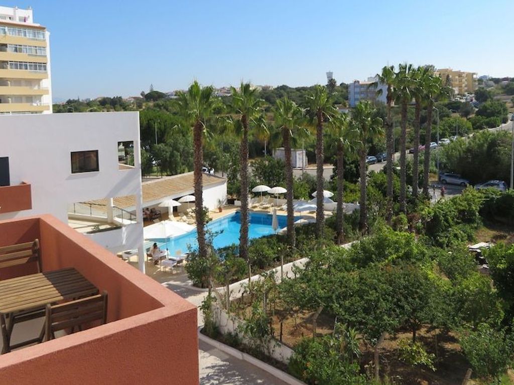 Hotel Alcaide