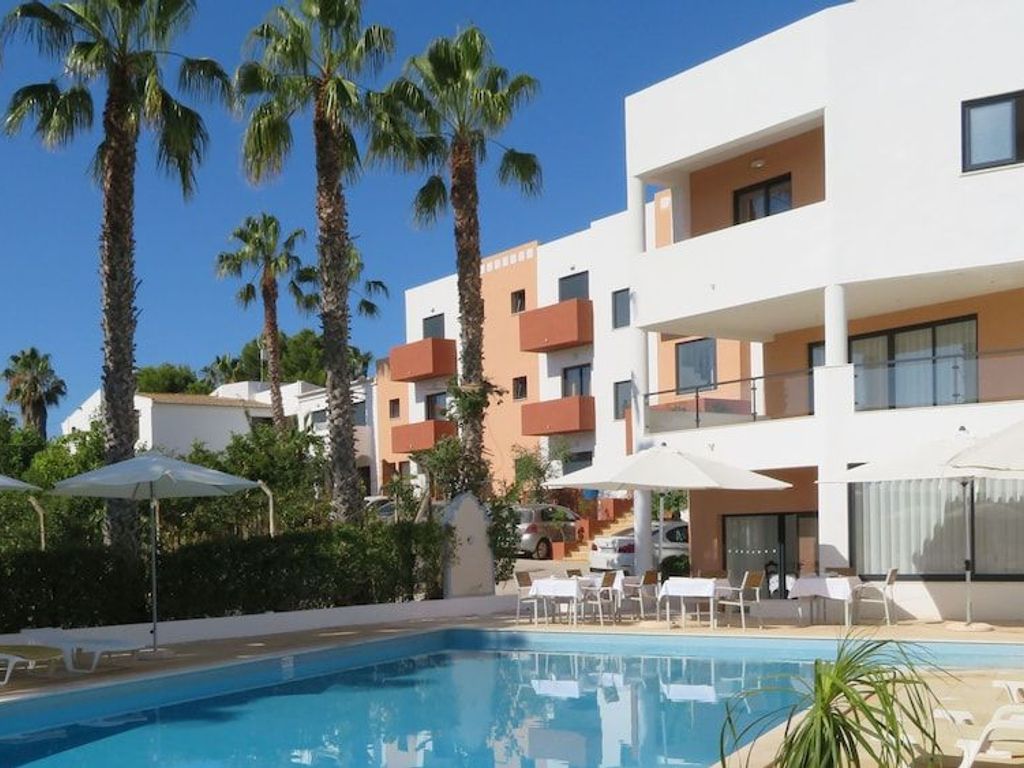 Hotel Alcaide