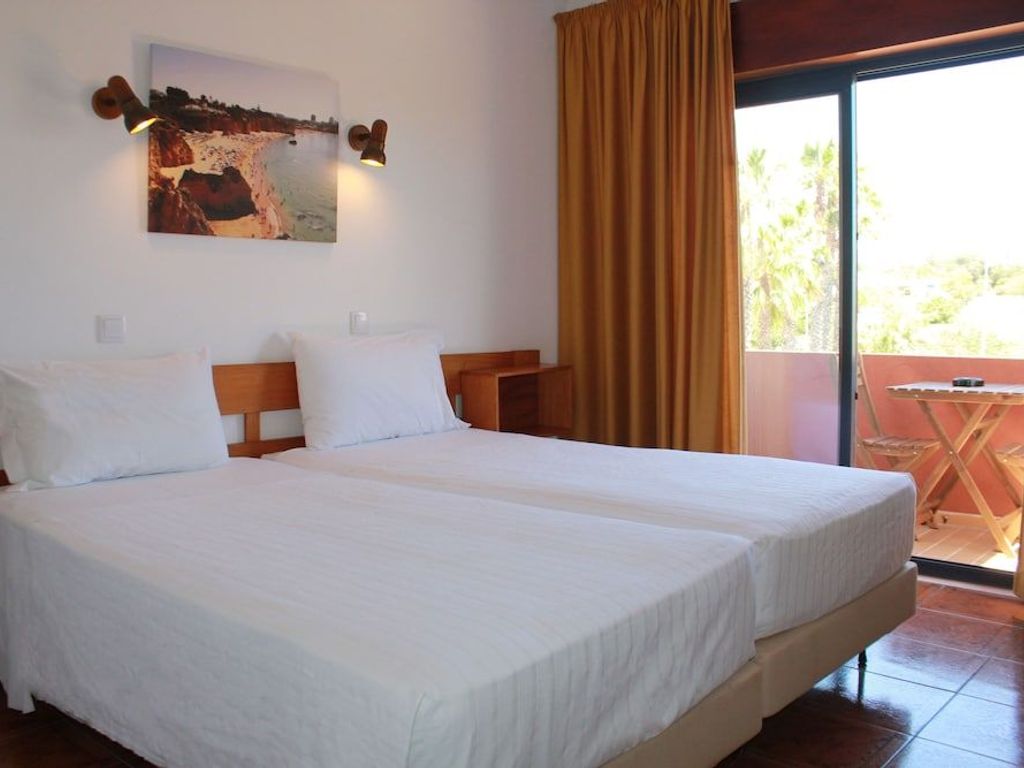Hotel Alcaide