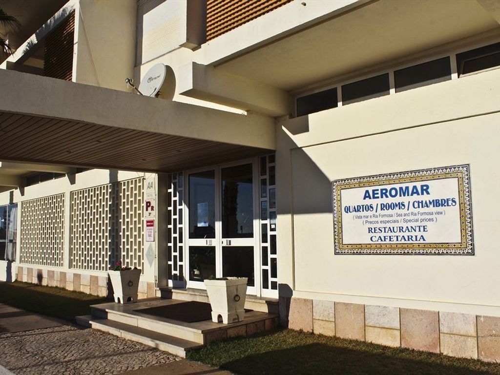 Hotel Aeromar