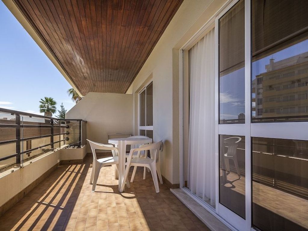Interpass VAU Hotel & Apartaments