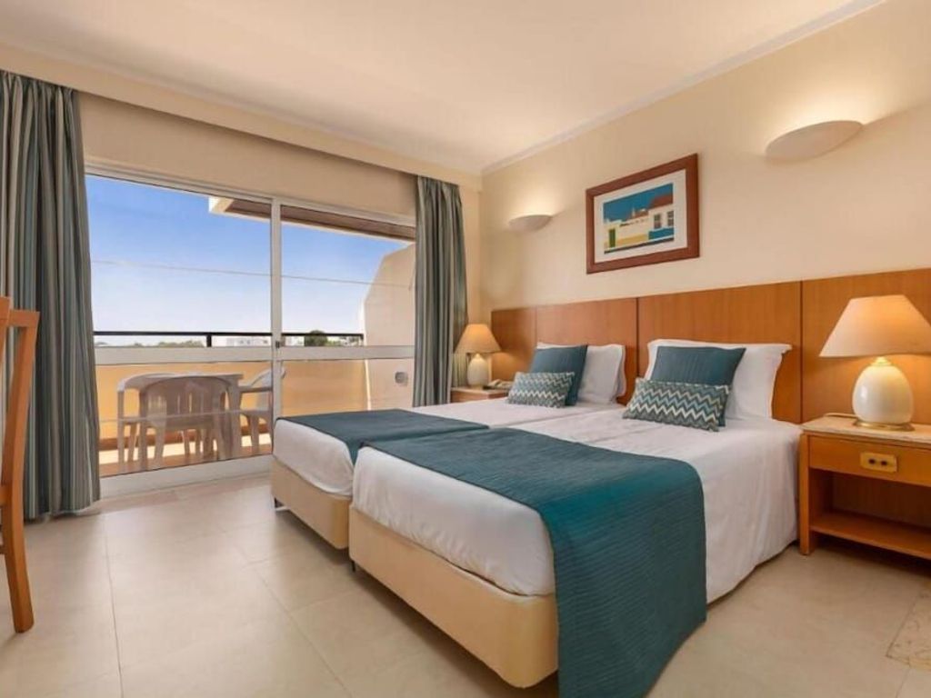 Interpass VAU Hotel & Apartaments