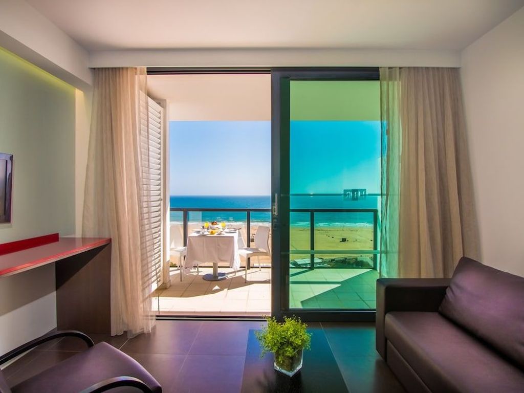 RR Hotel da Rocha