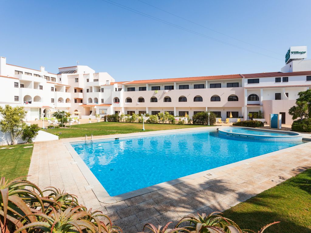 Don Tenorio Aparthotel