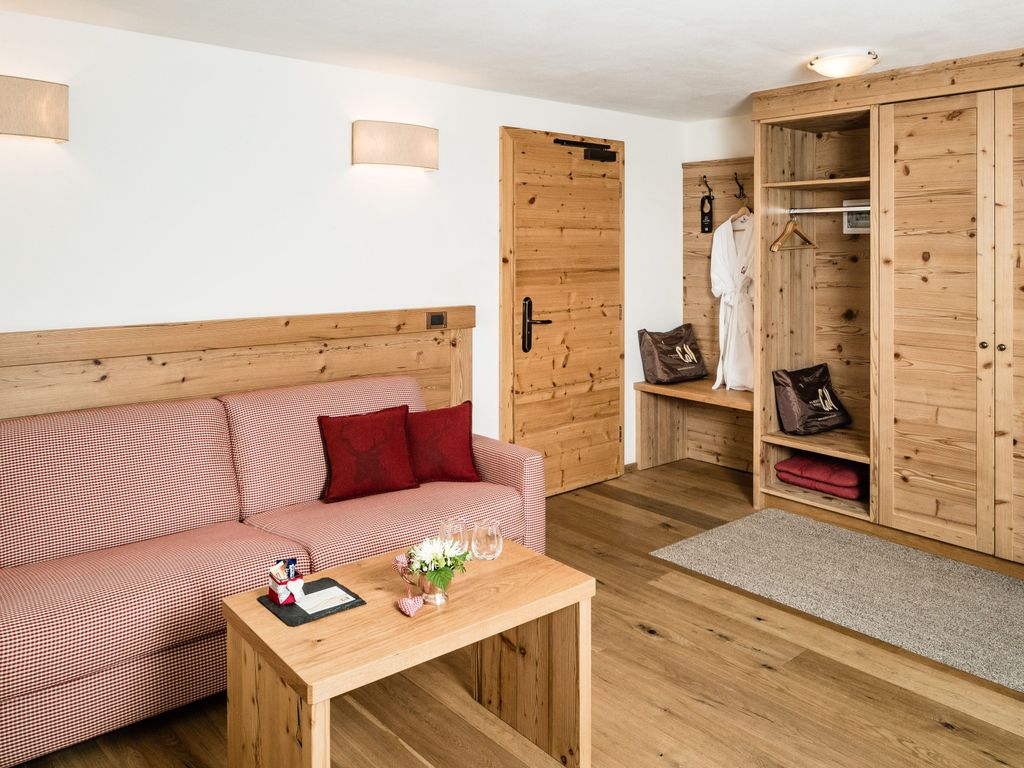 Almhof Hotel Call 4*s
