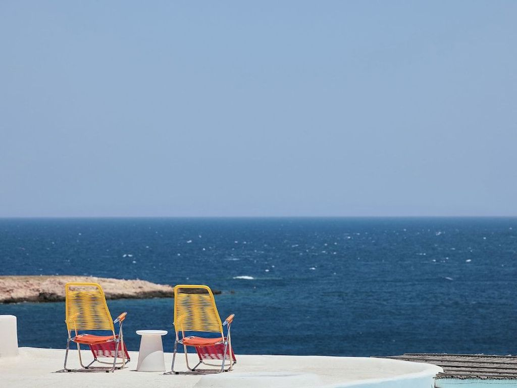 A Resort to Live Mykonos Lolita