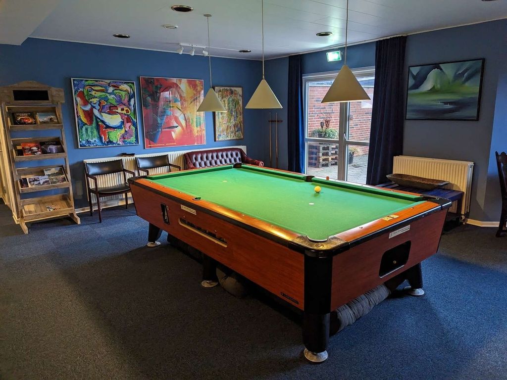 BECHS HOTEL