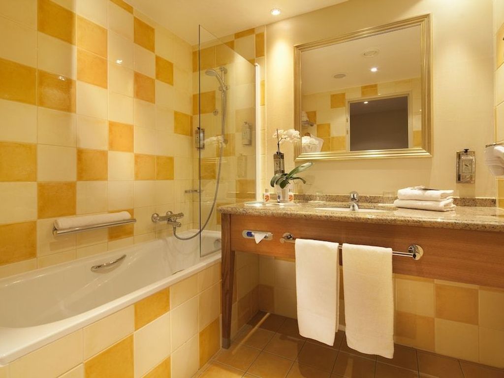 Dream Castle Hotel