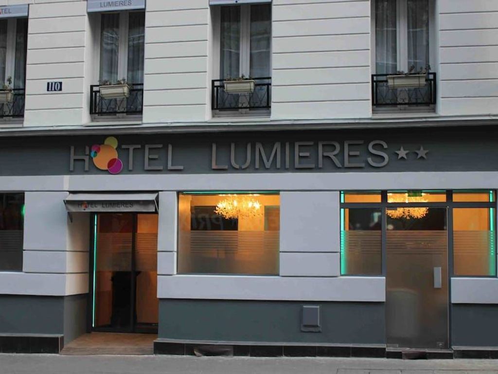 Hotel Lumières Montmartre Paris