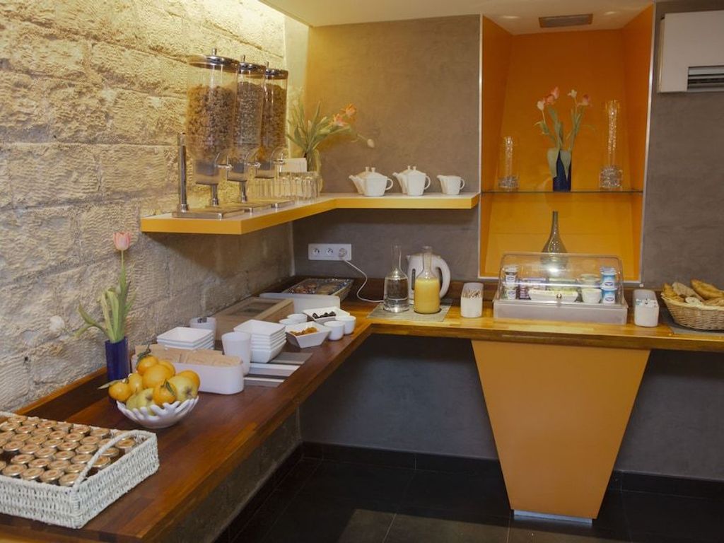 Hotel Lumières Montmartre Paris