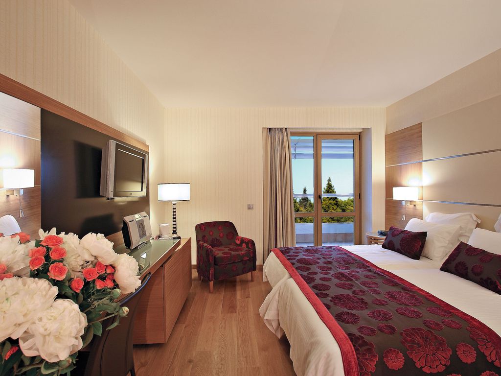 Divani Escape Adults Only