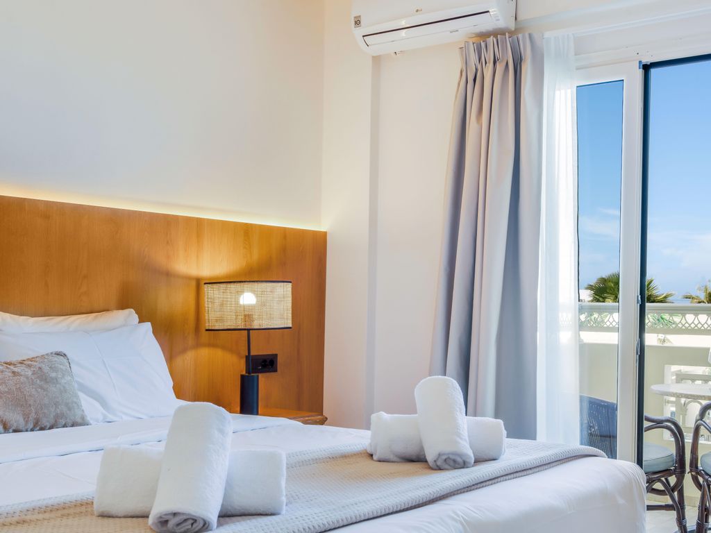 Socrates Hotel Malia Beach