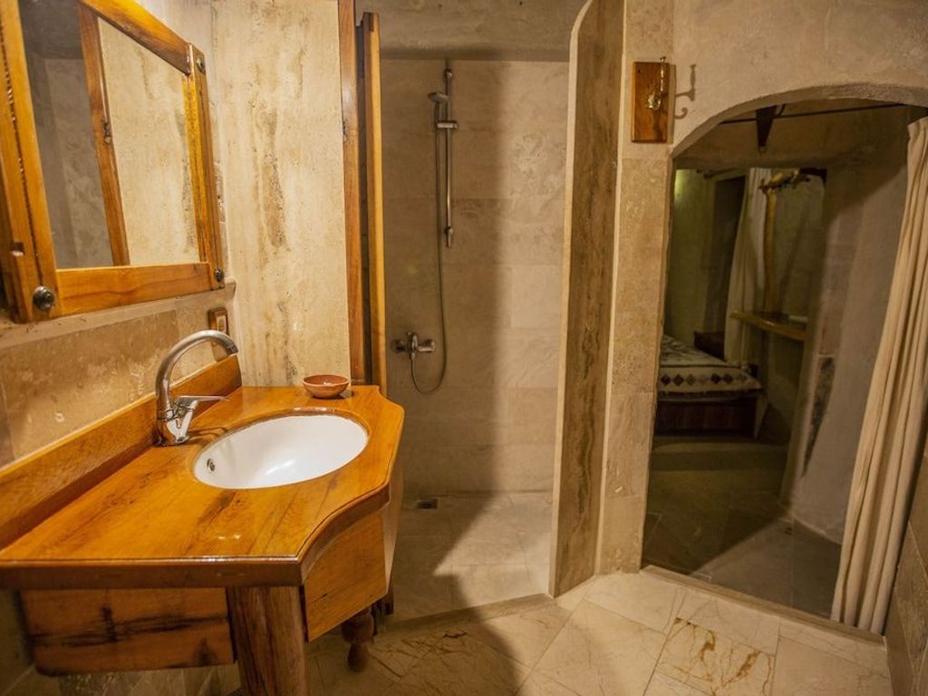 Koza Cave Hotel