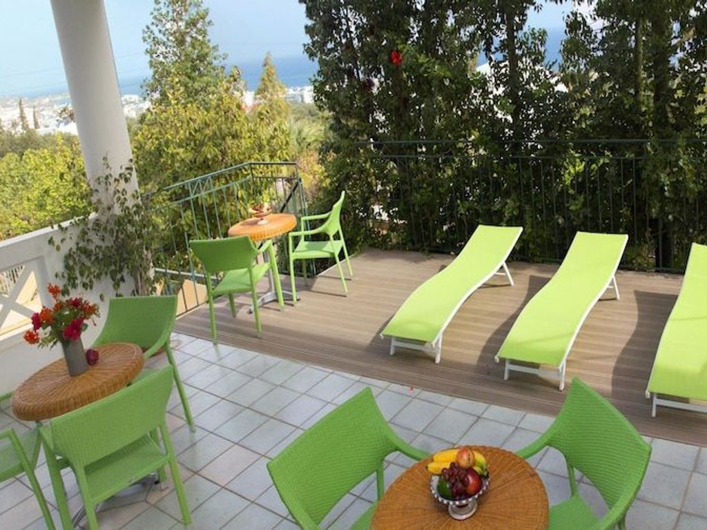Romantica Hotel Apartments
