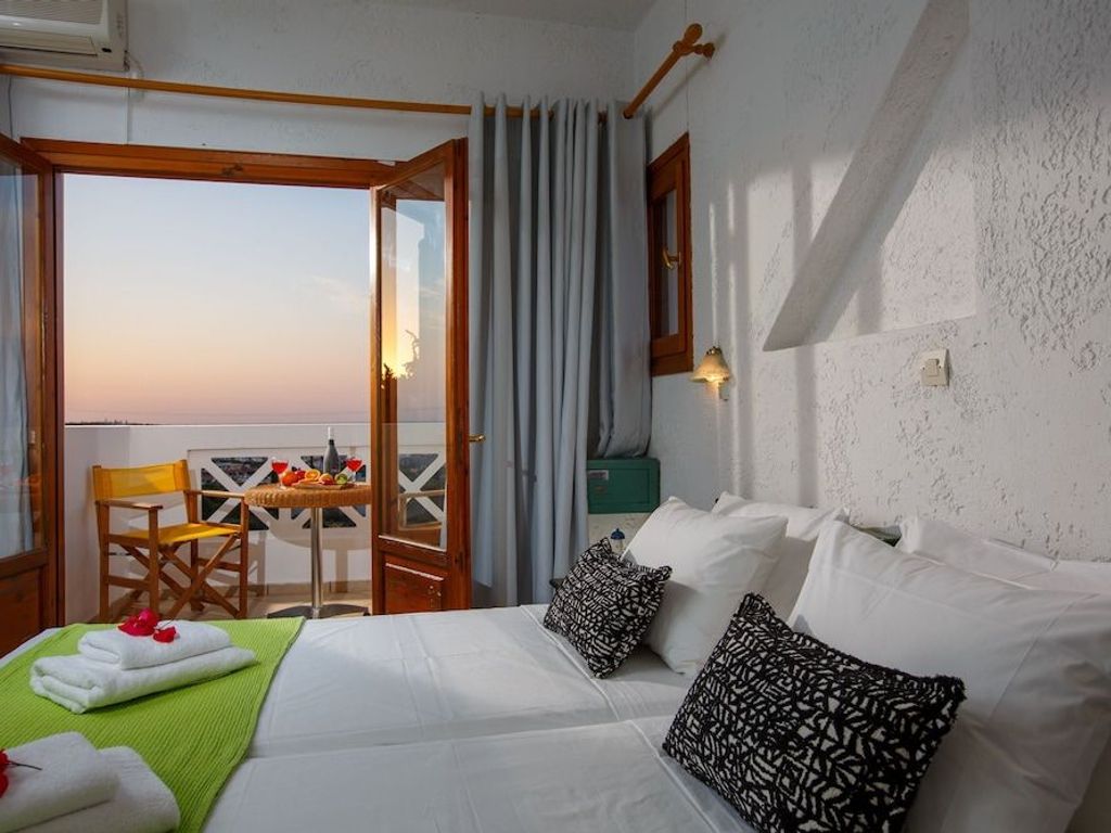 Romantica Hotel Apartments
