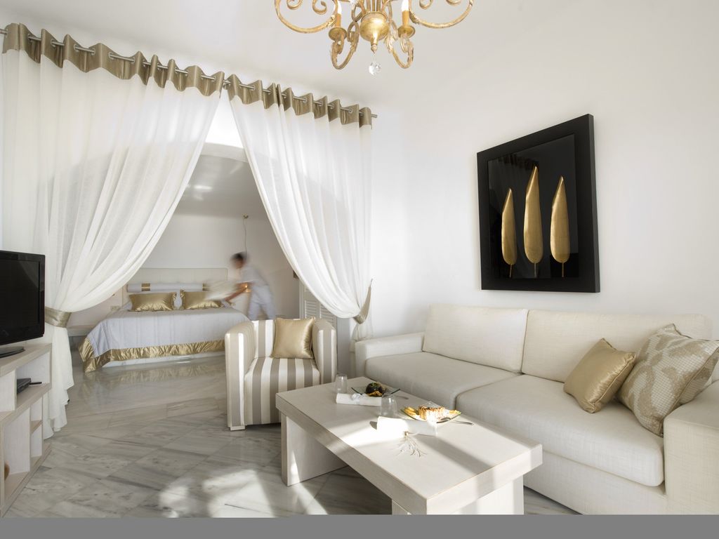 Gold Suites