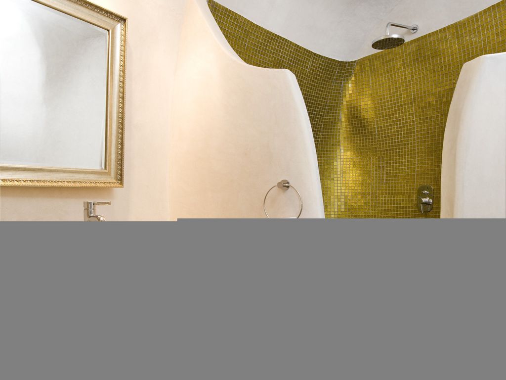 Gold Suites