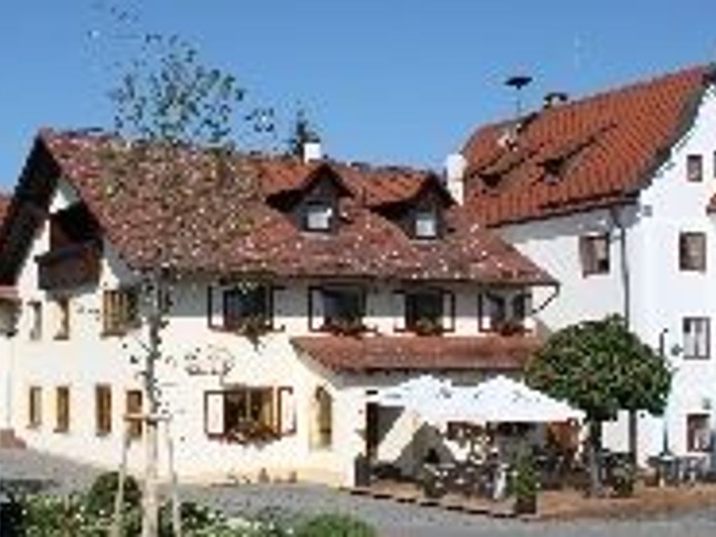 Zur Linde Gasthaus & Pension