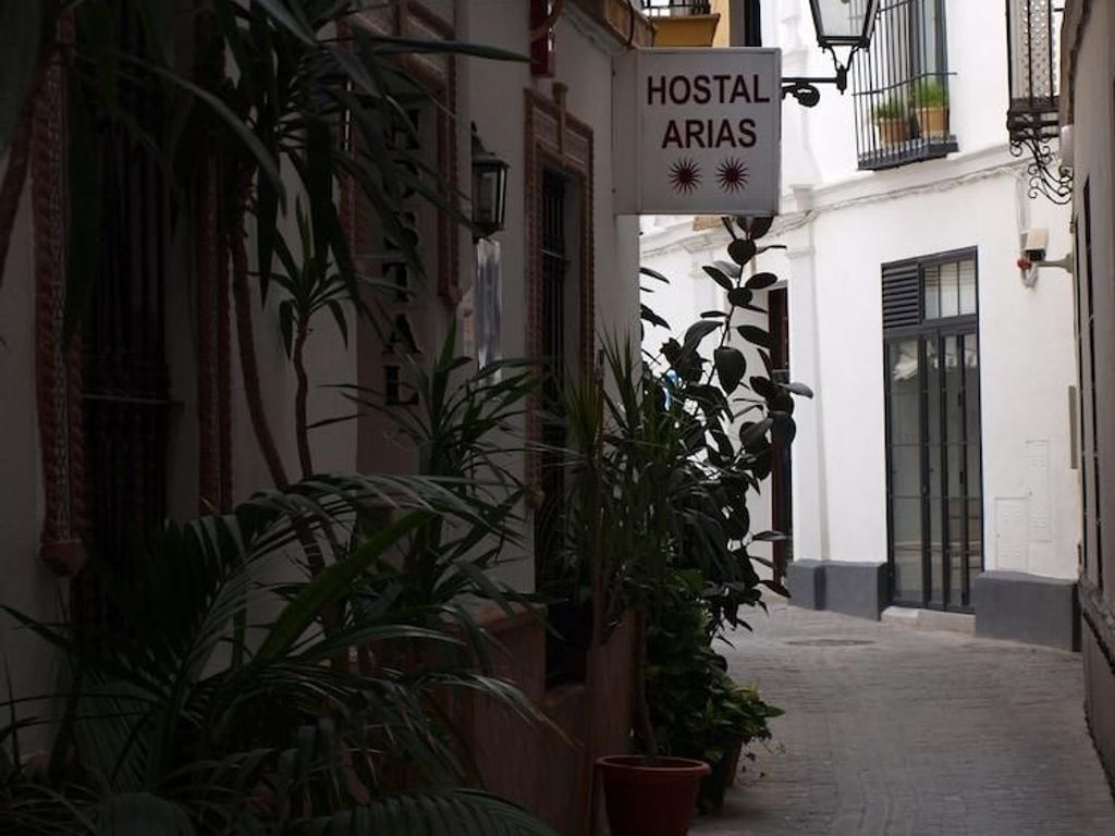 Hostal Arias