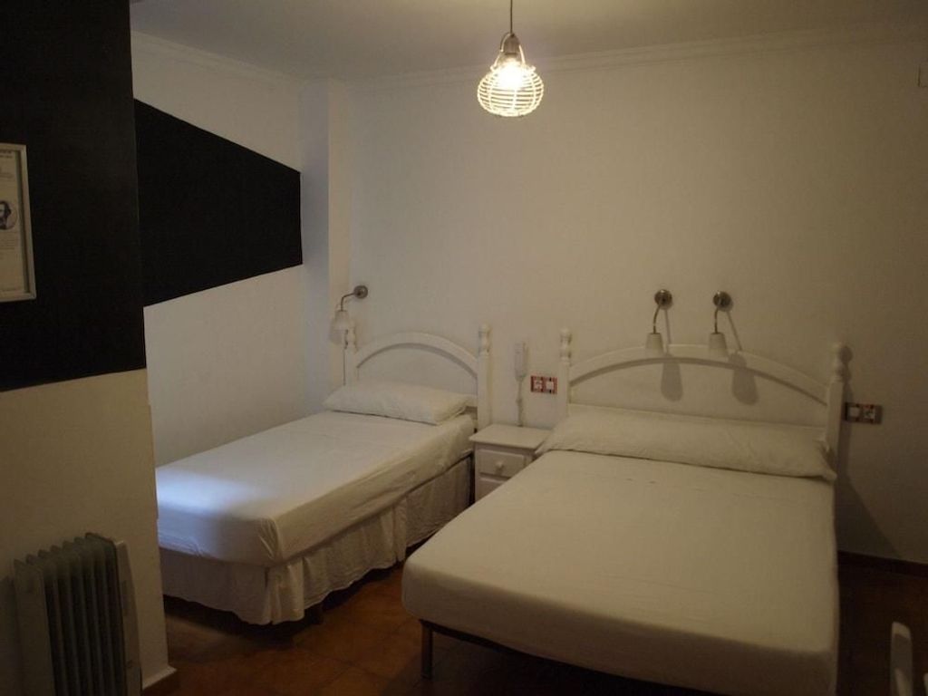 Hostal Arias