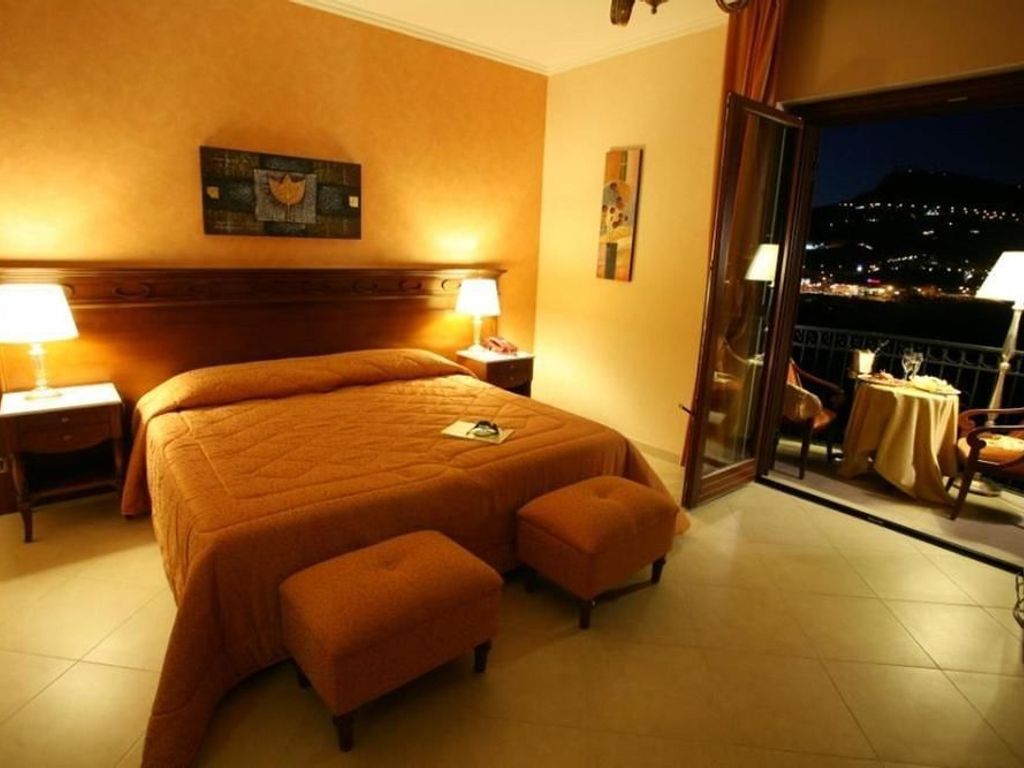 Federico II Palace Hotel