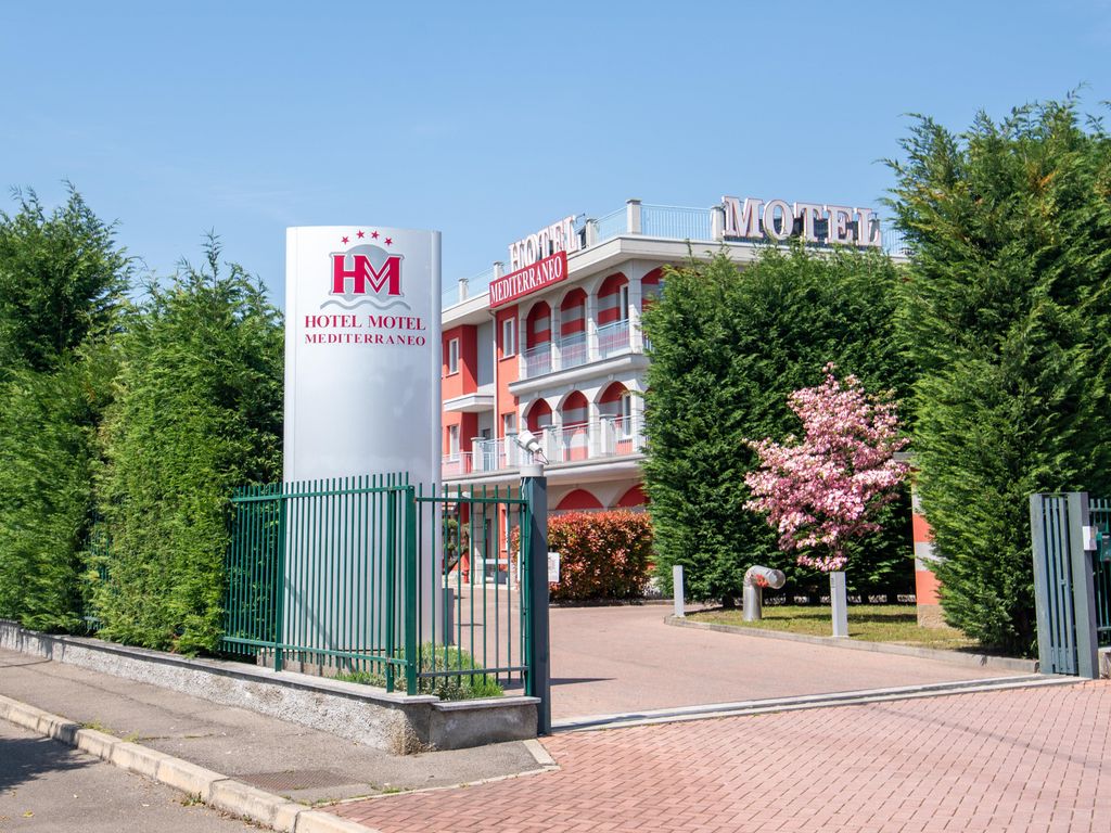 Mediterraneo Hotel & Motel