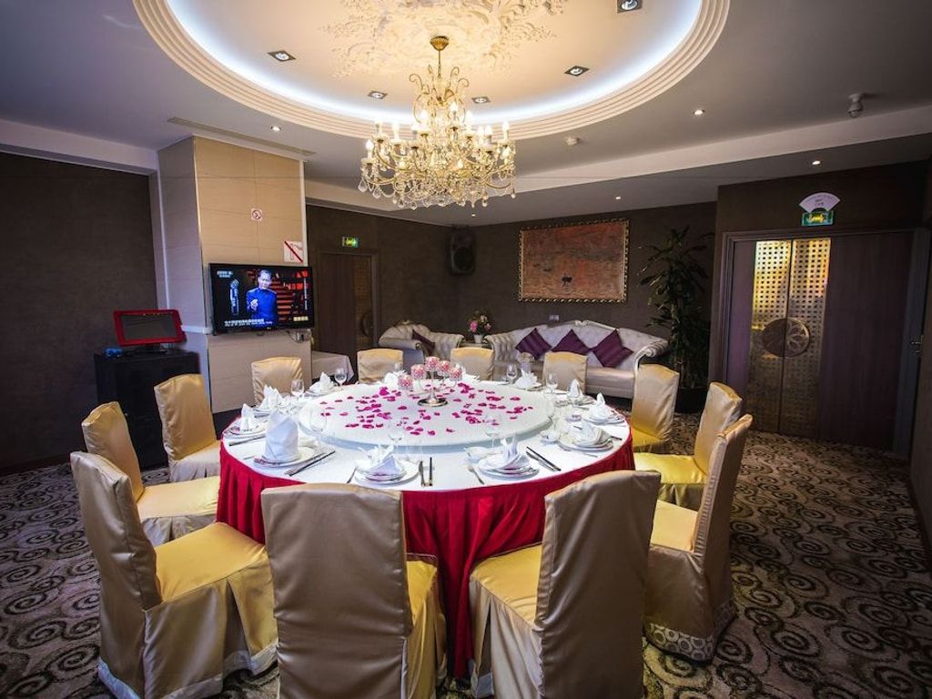 Huatian Chinagora Hotel