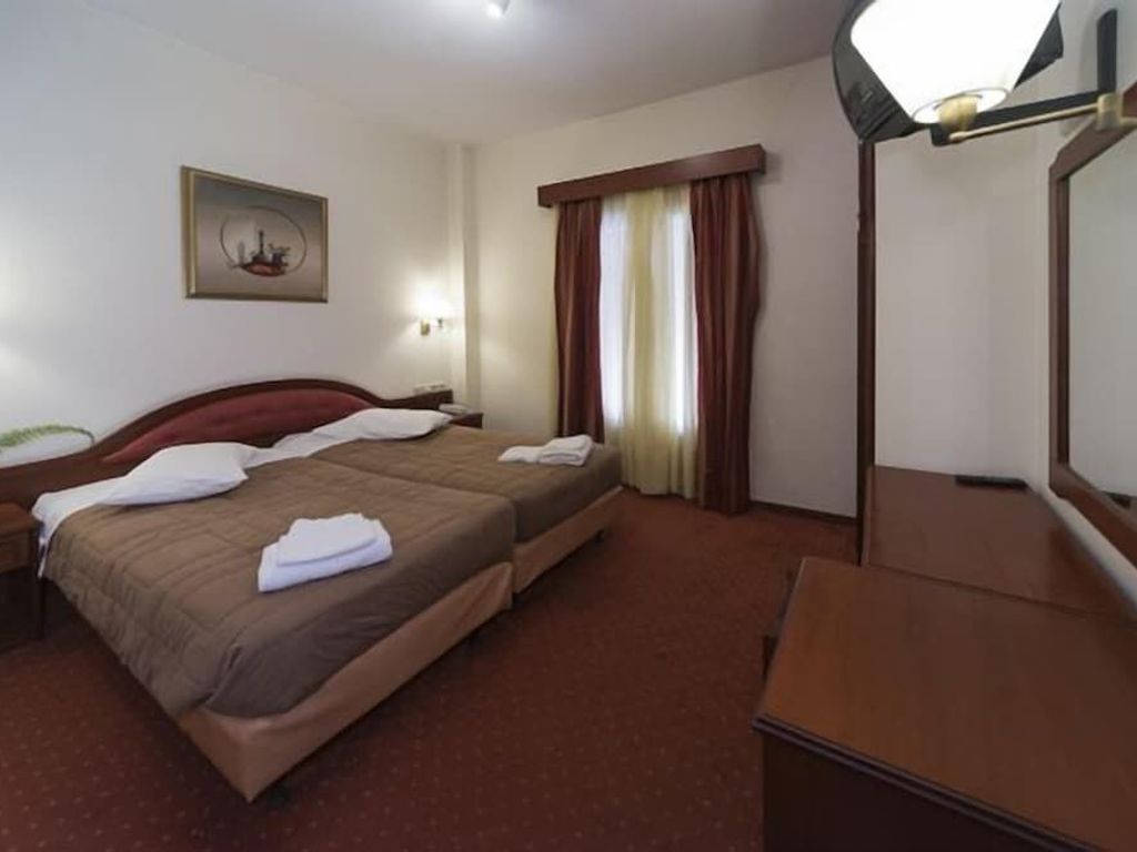 Art Pythia Hotel